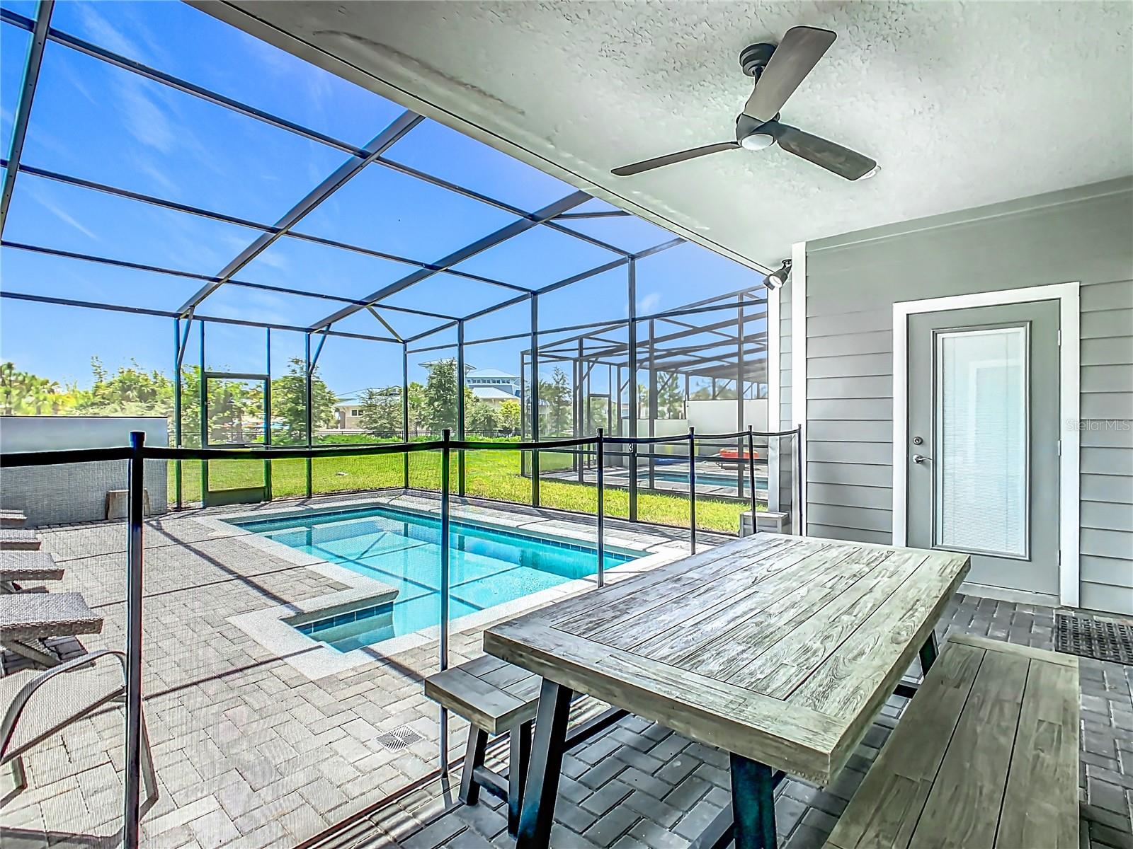 967 PARADISE DR, DAVENPORT, FL — photo 45