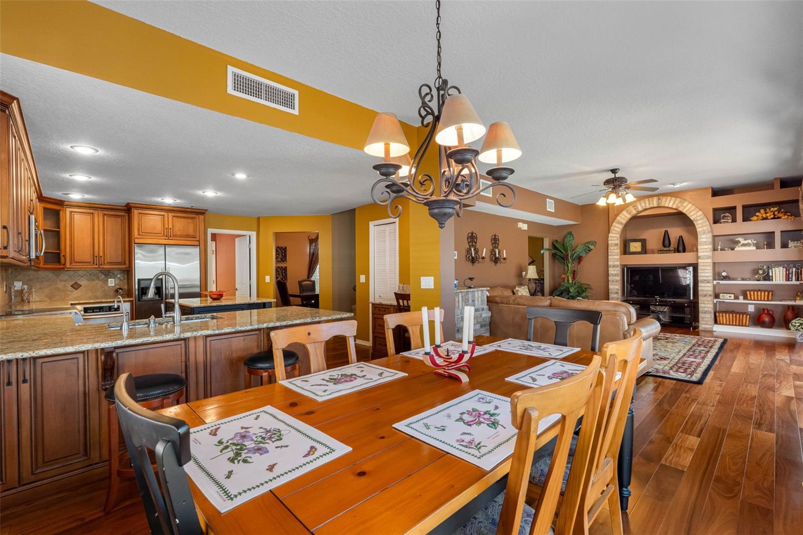 1872 EAGLE TRACE BLVD, PALM HARBOR, FL — photo 9