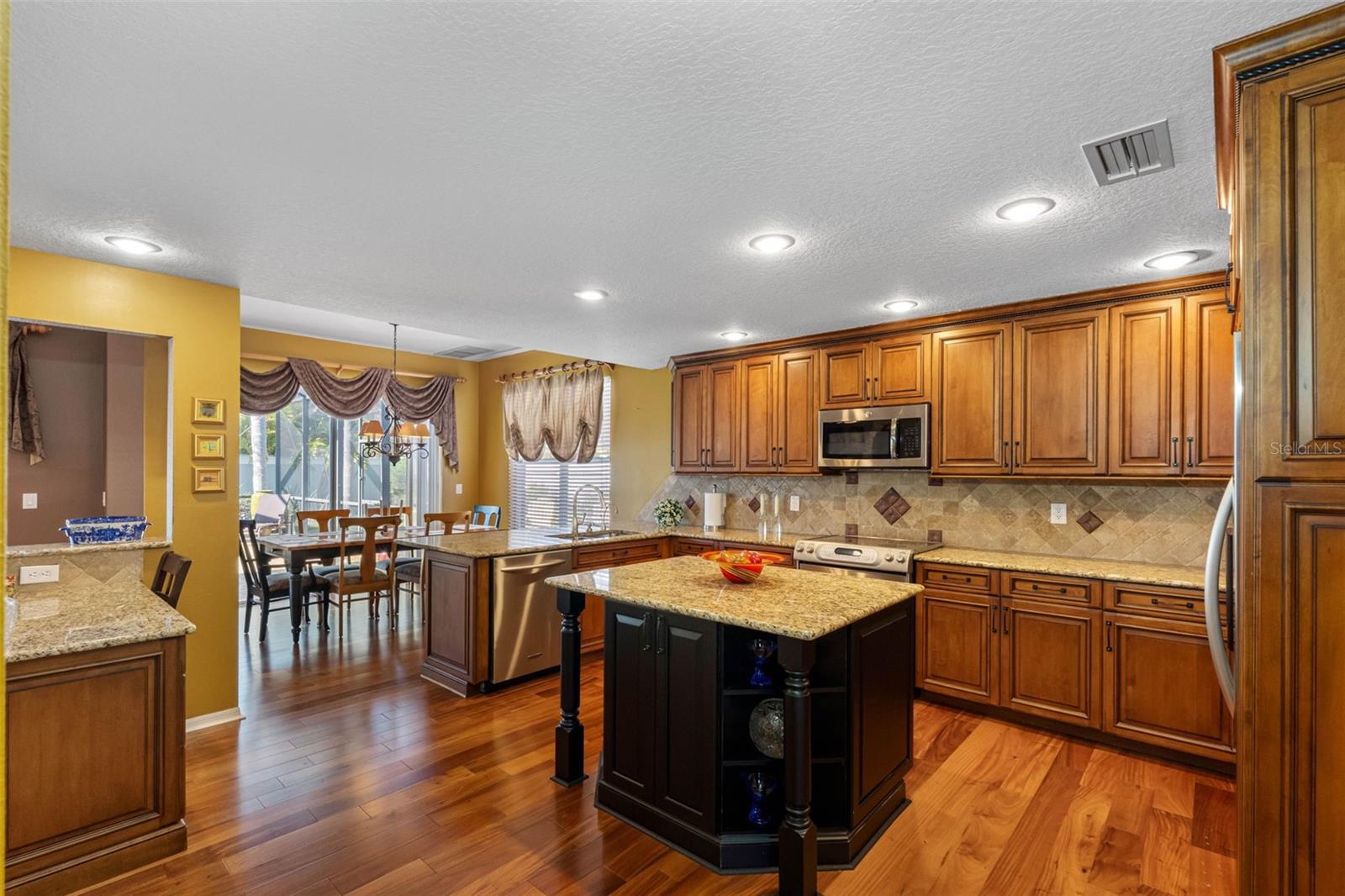 1872 EAGLE TRACE BLVD, PALM HARBOR, FL — photo 12