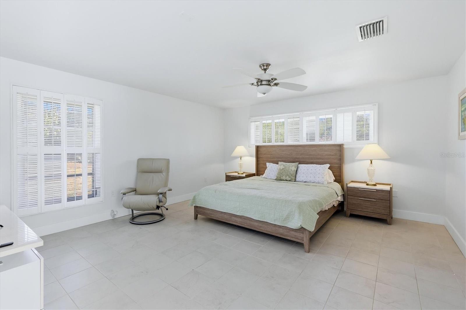 616 LYONS LN, LONGBOAT KEY, FL — photo 14