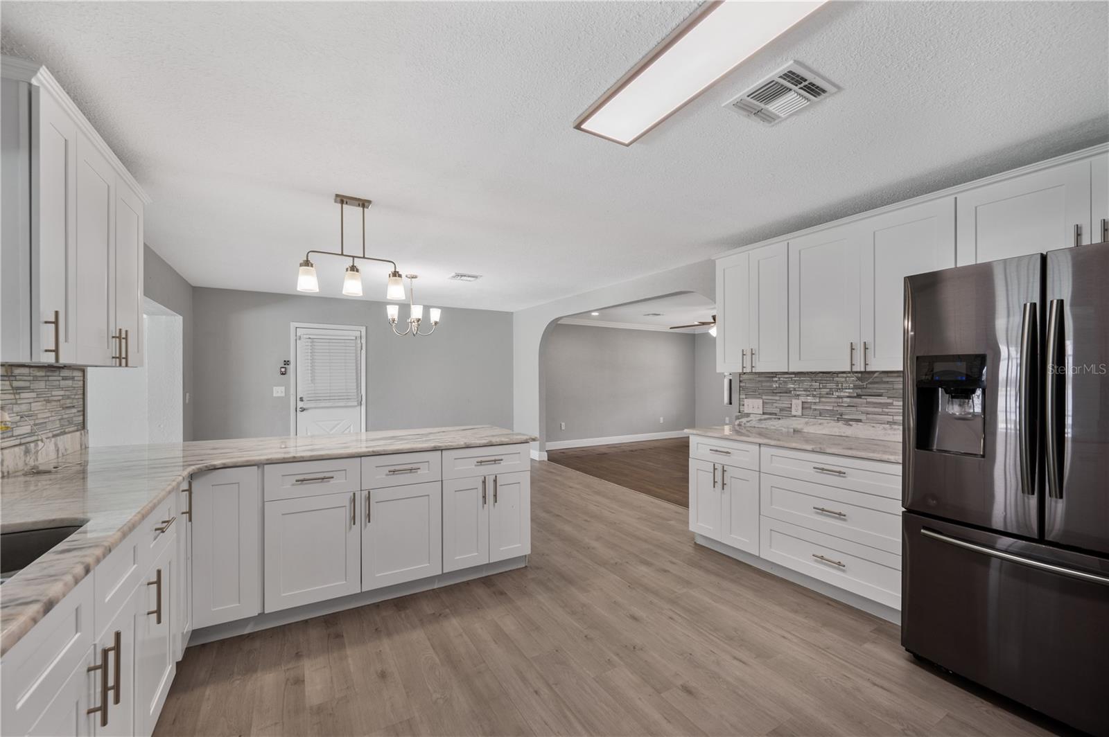 510 WINDERMERE DR, LAKELAND, FL — photo 3