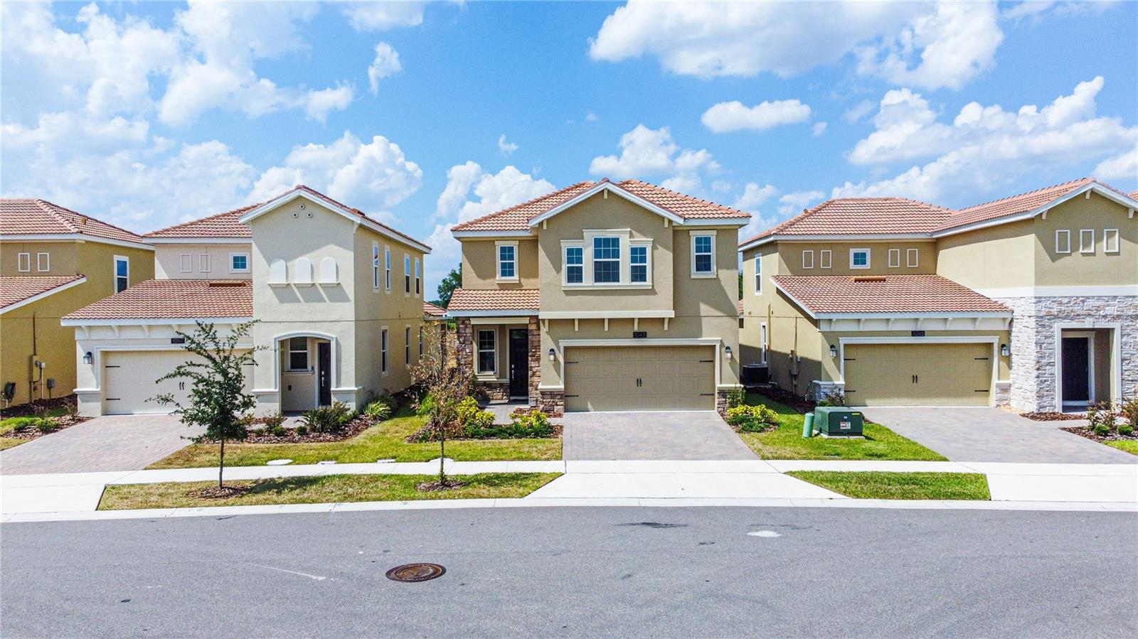 1043 BLACKWOLF RUN RD, DAVENPORT, FL — photo 3