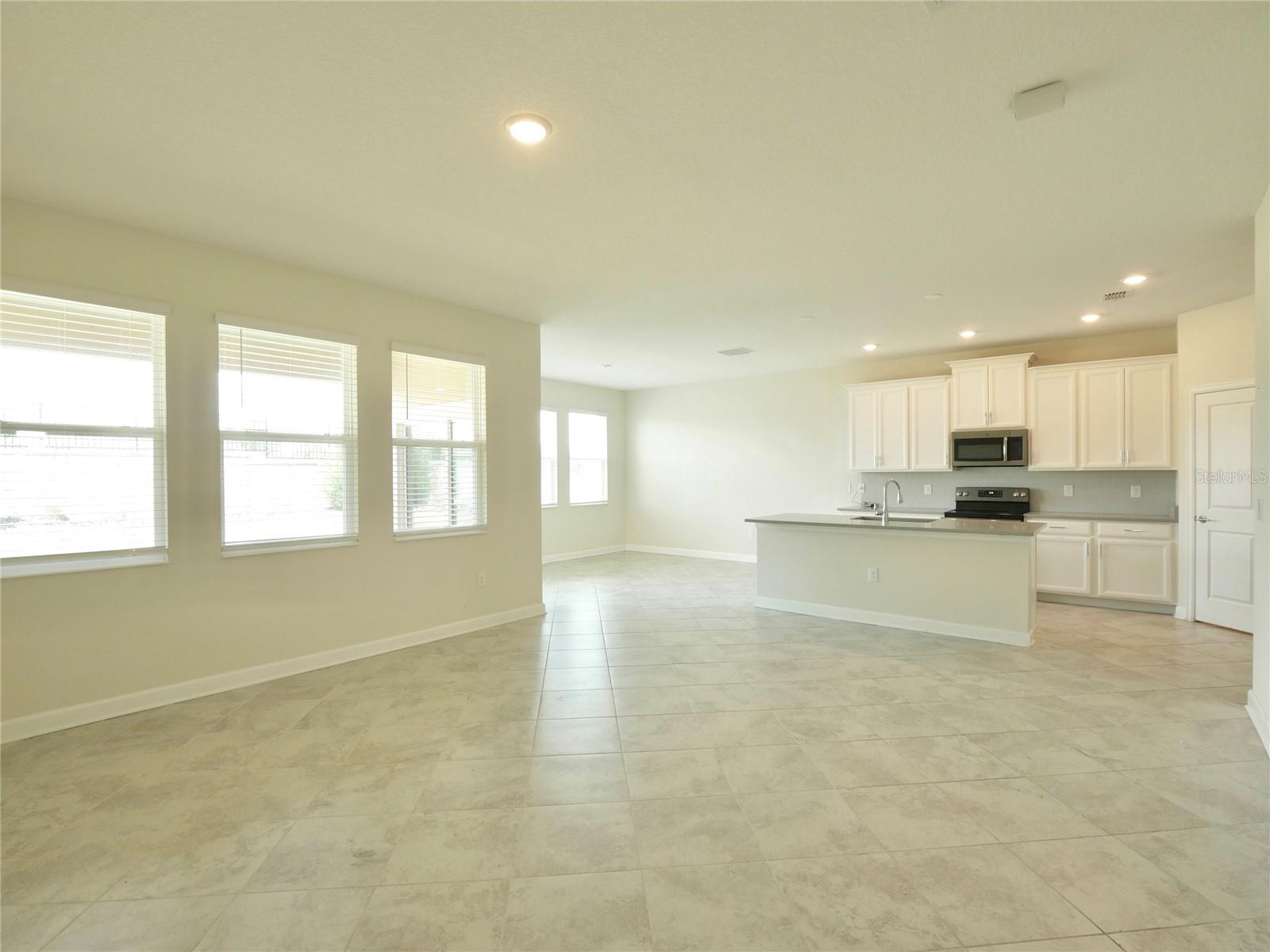1043 BLACKWOLF RUN RD, DAVENPORT, FL — photo 8