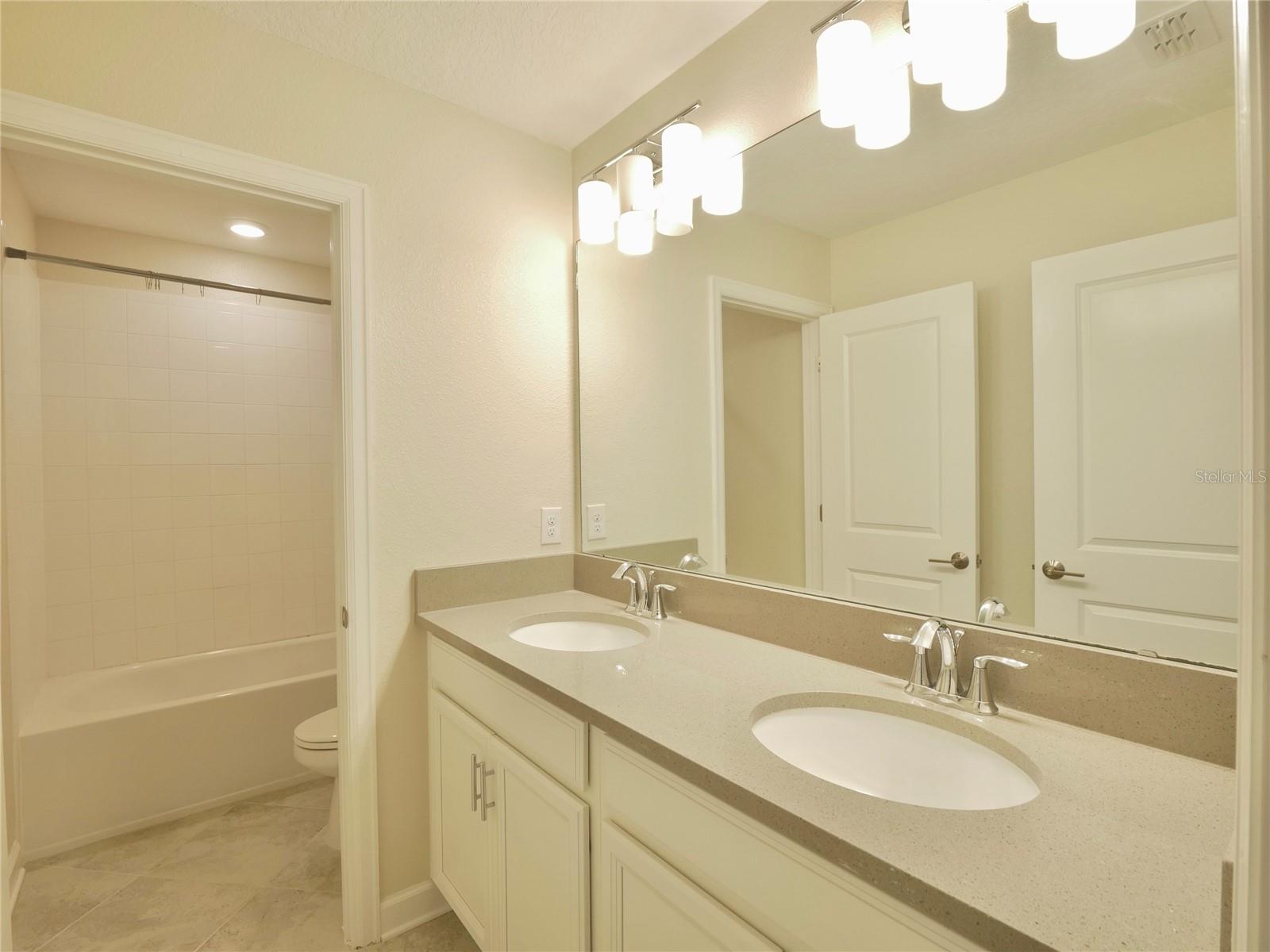 1043 BLACKWOLF RUN RD, DAVENPORT, FL — photo 17