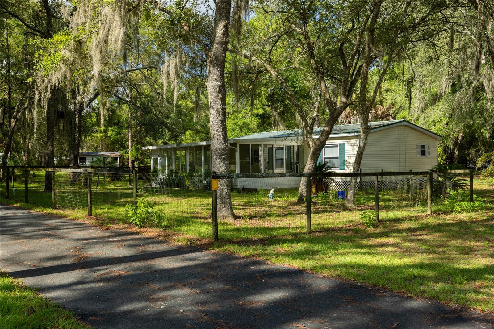 14890 SE 20TH ST, MORRISTON, FL — photo 2