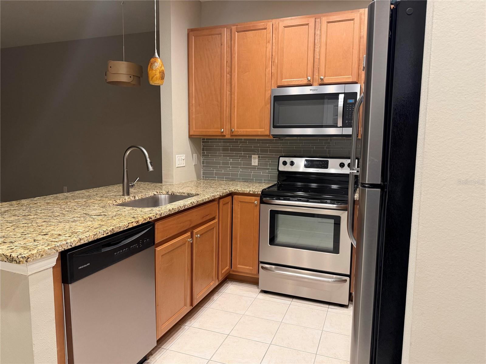 4067 OVERTURE CIR #340, BRADENTON, FL — photo 10