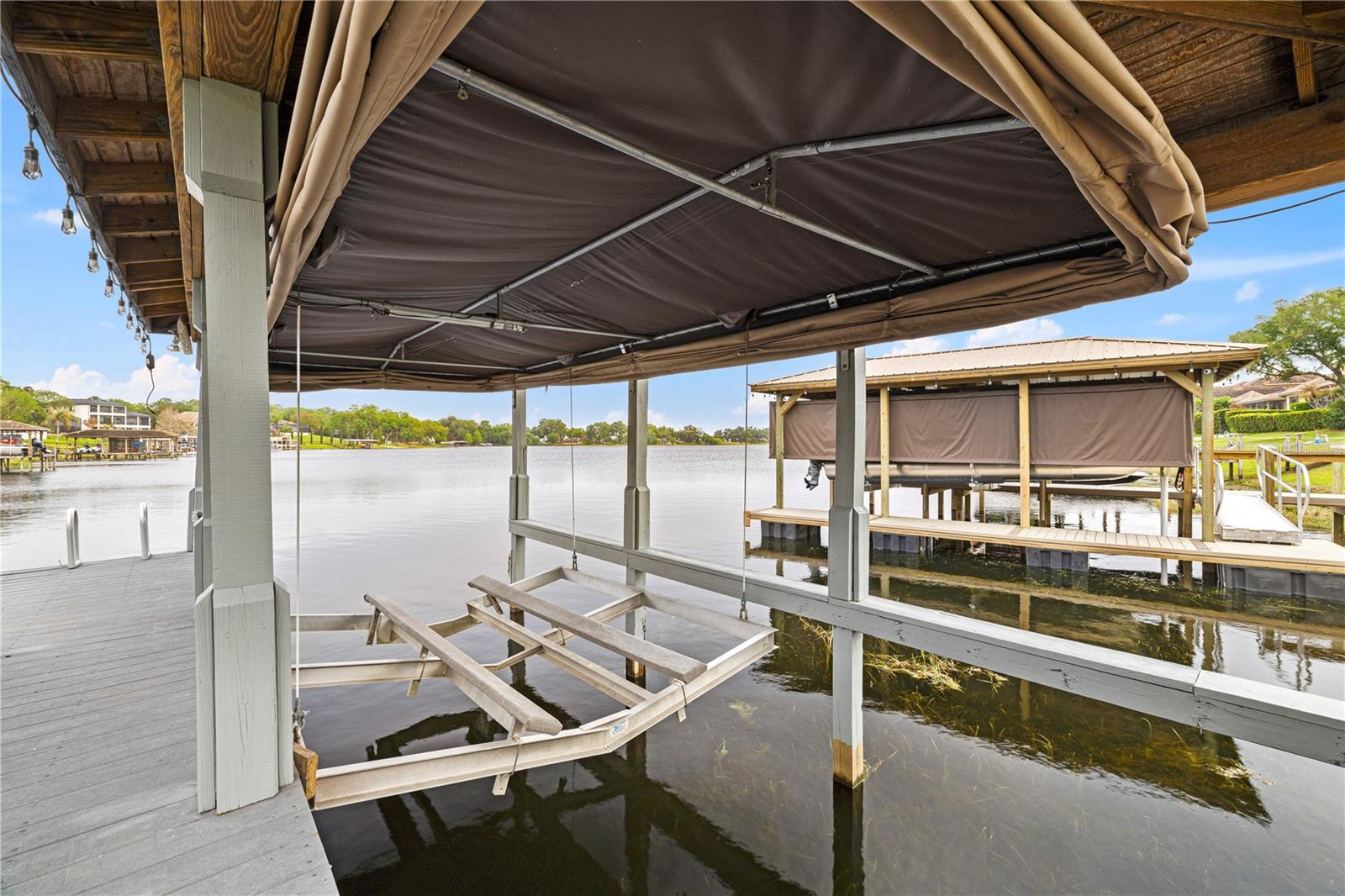 812 JOHNS POINT DR, OAKLAND, FL — photo 10