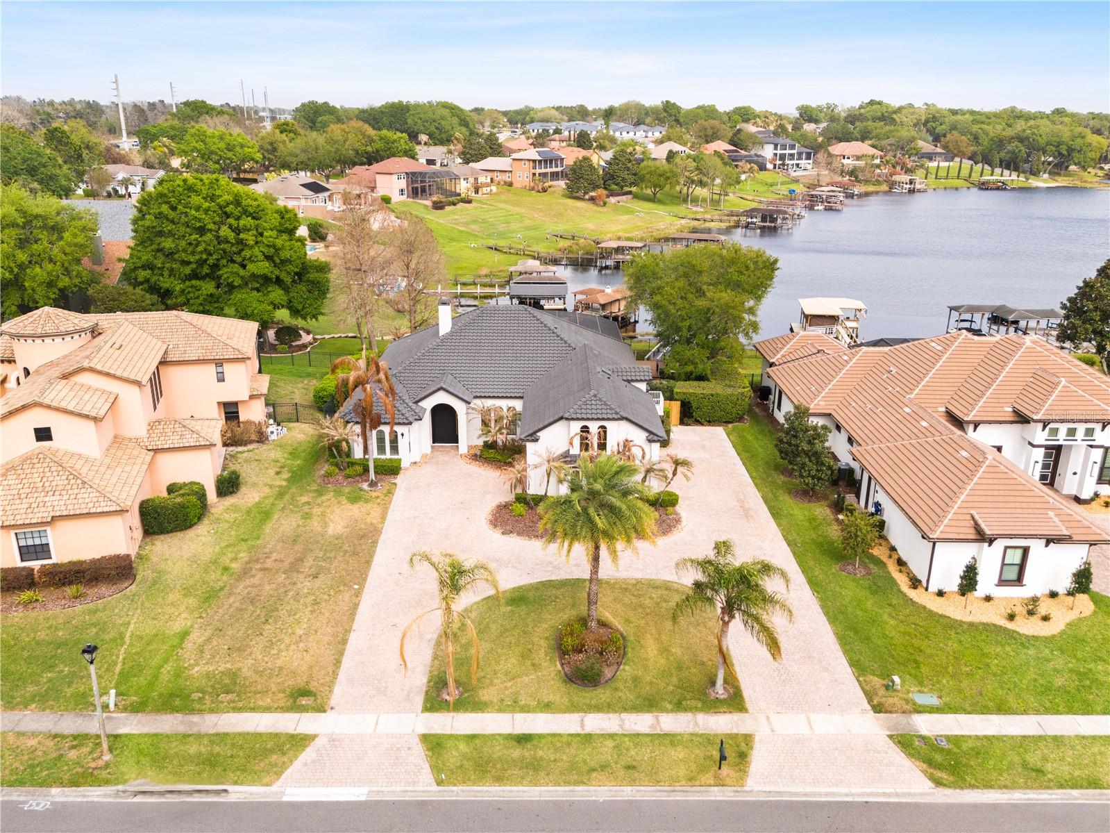 812 JOHNS POINT DR, OAKLAND, FL — photo 55
