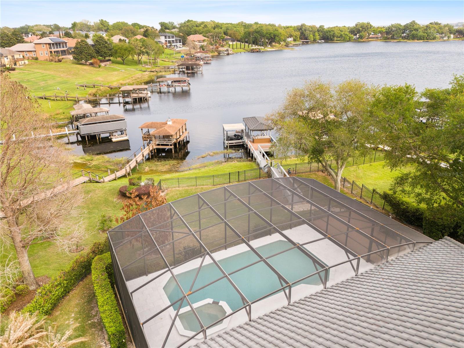 812 JOHNS POINT DR, OAKLAND, FL — photo 60