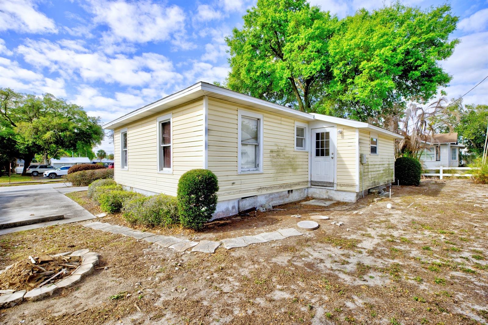 121 BATES AVE SE, WINTER HAVEN, FL — photo 24