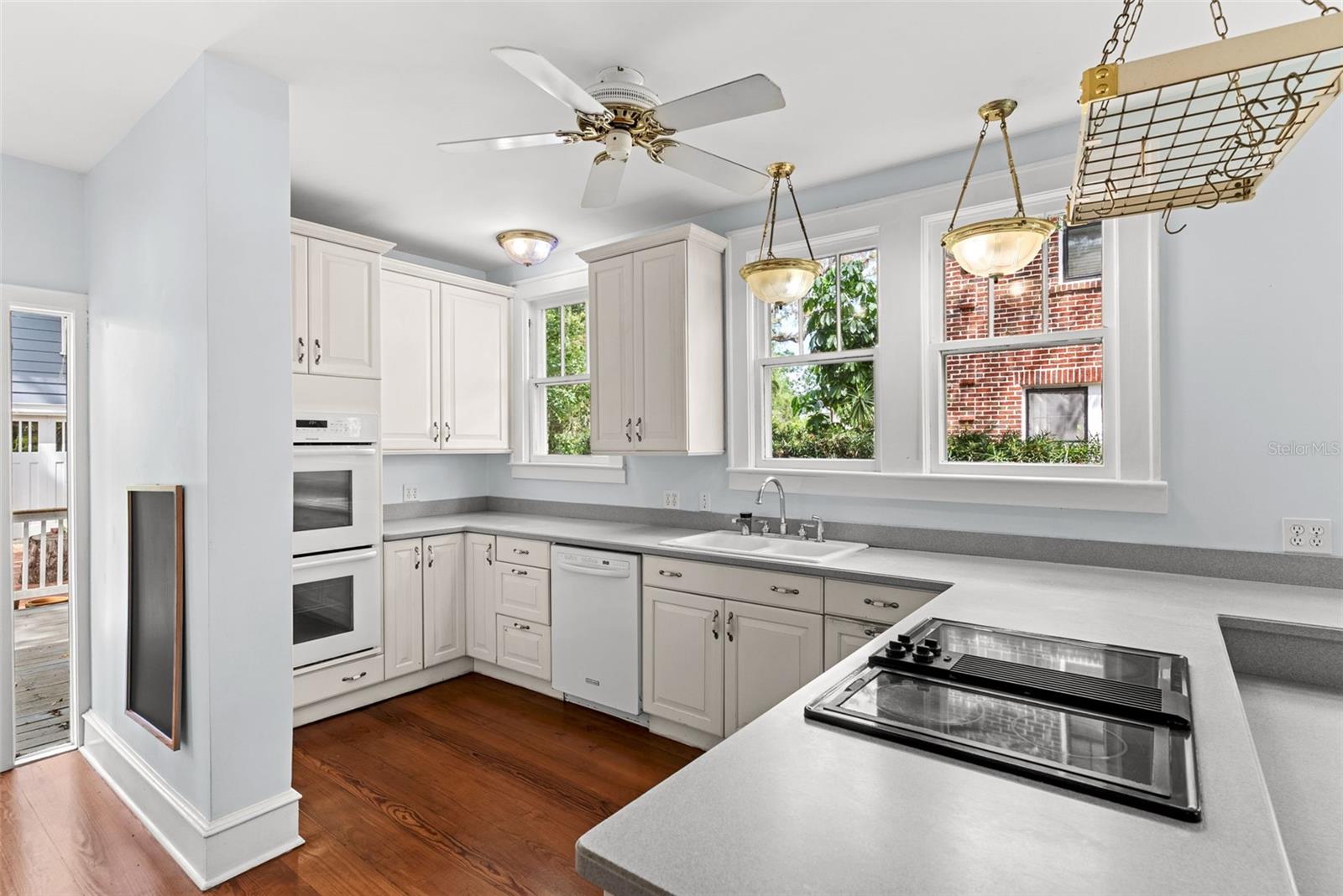 418 JASMINE WAY, CLEARWATER, FL — photo 13