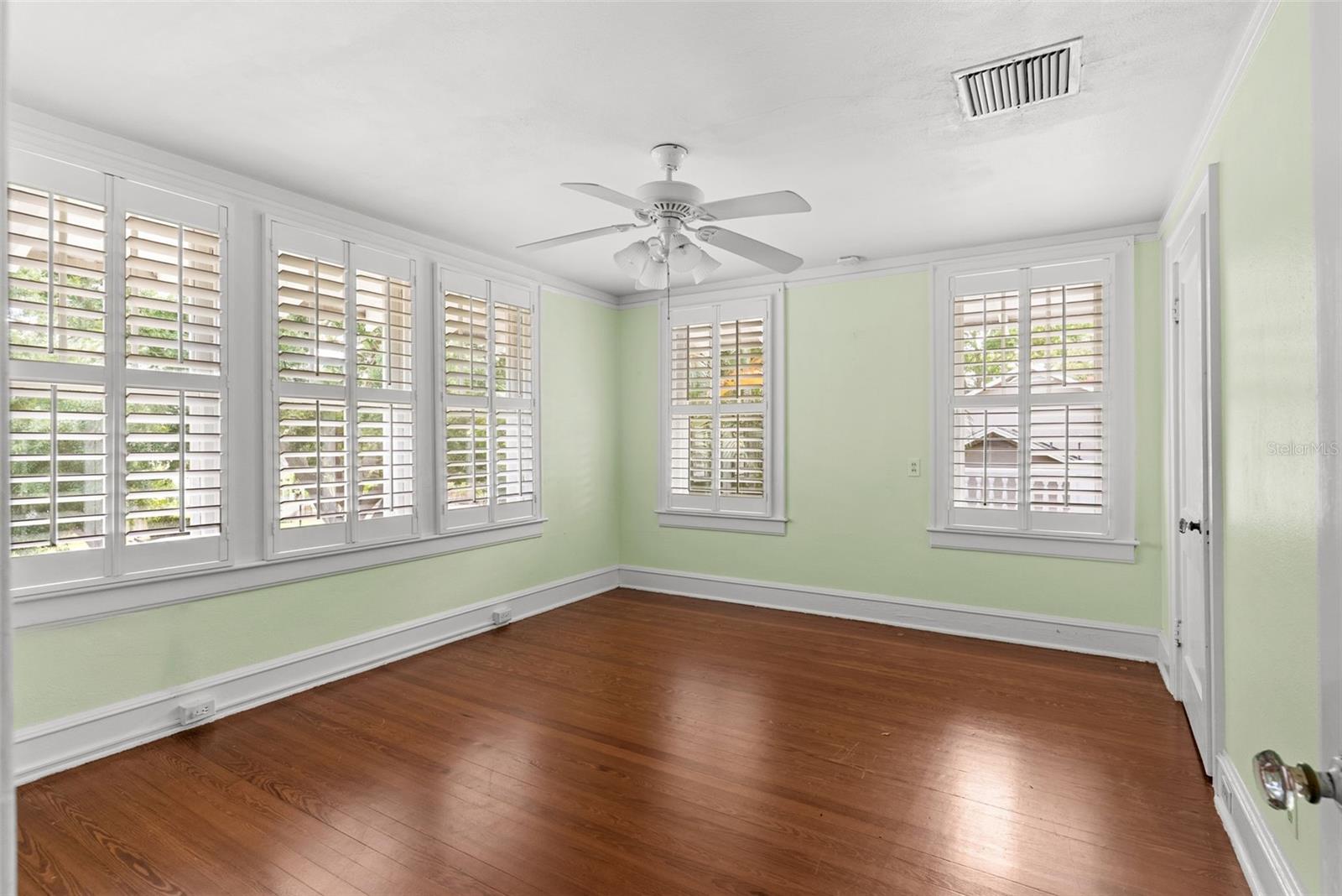 418 JASMINE WAY, CLEARWATER, FL — photo 23