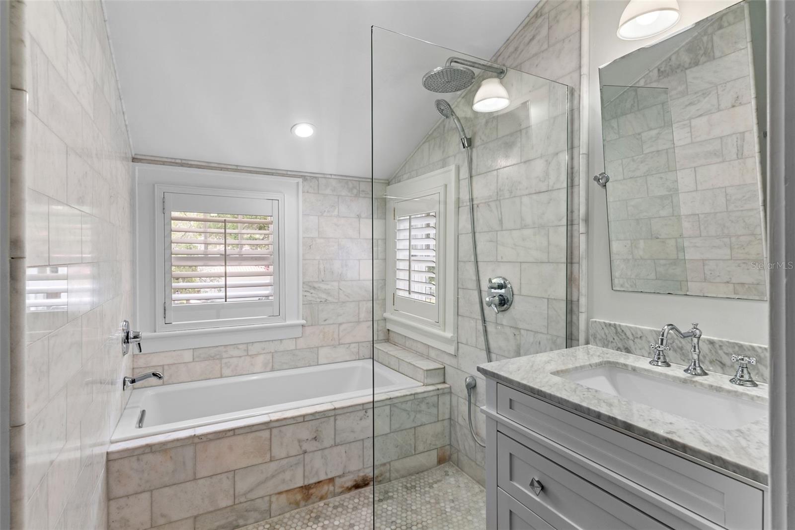 418 JASMINE WAY, CLEARWATER, FL — photo 30
