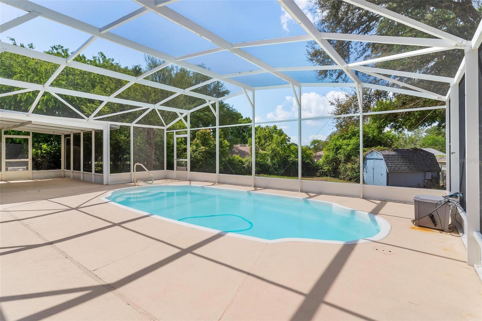 12130 NEST CT, GRAND ISLAND, FL — photo 37