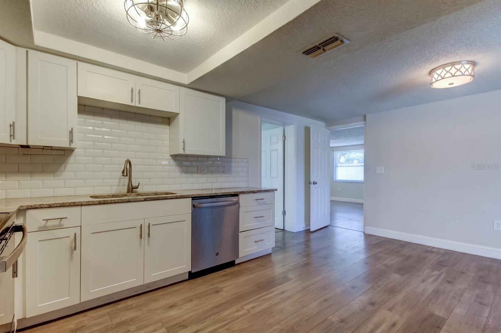 7144 FAIRFAX DR, PORT RICHEY, FL — photo 18