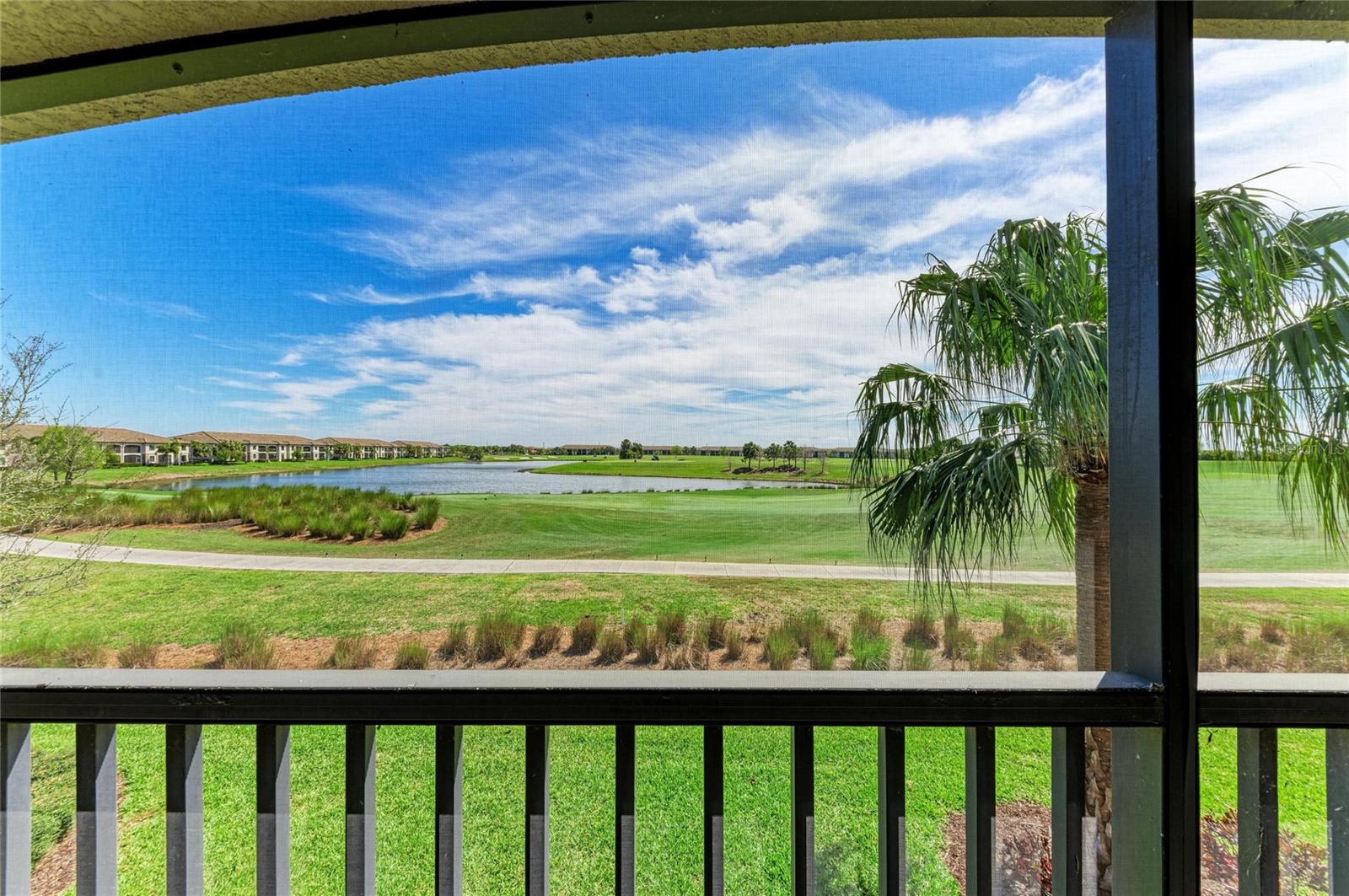 5558 PALMER CIR #205, LAKEWOOD RANCH, FL — photo 2