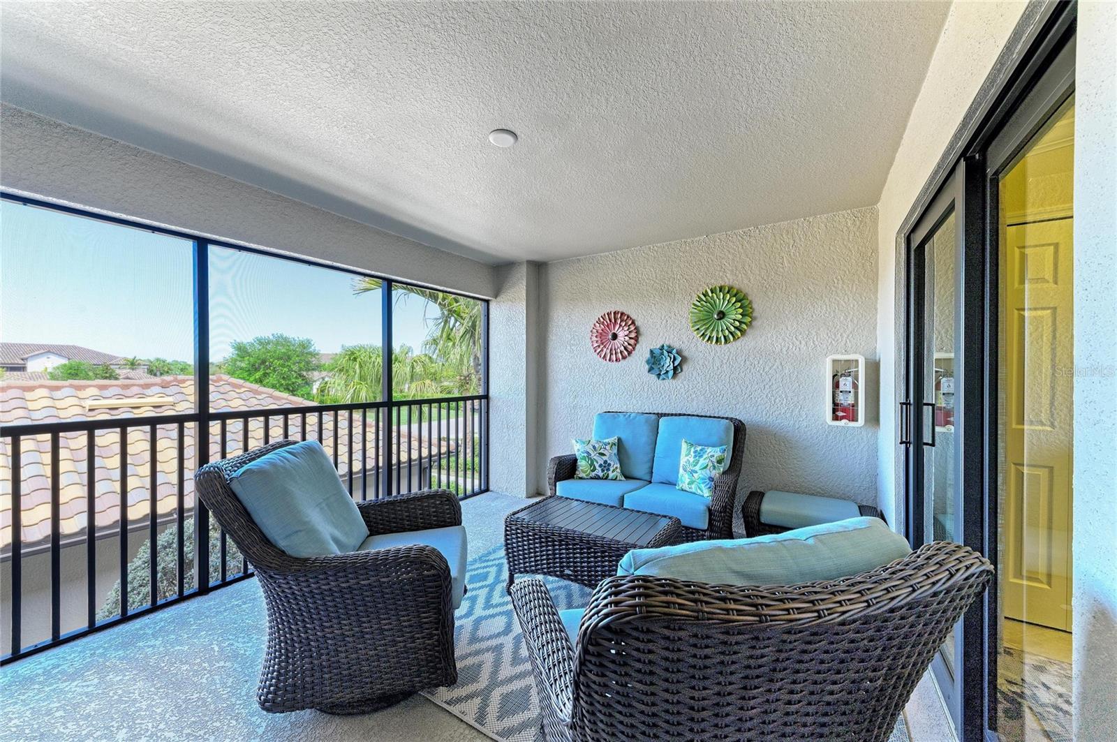 5558 PALMER CIR #205, LAKEWOOD RANCH, FL — photo 3