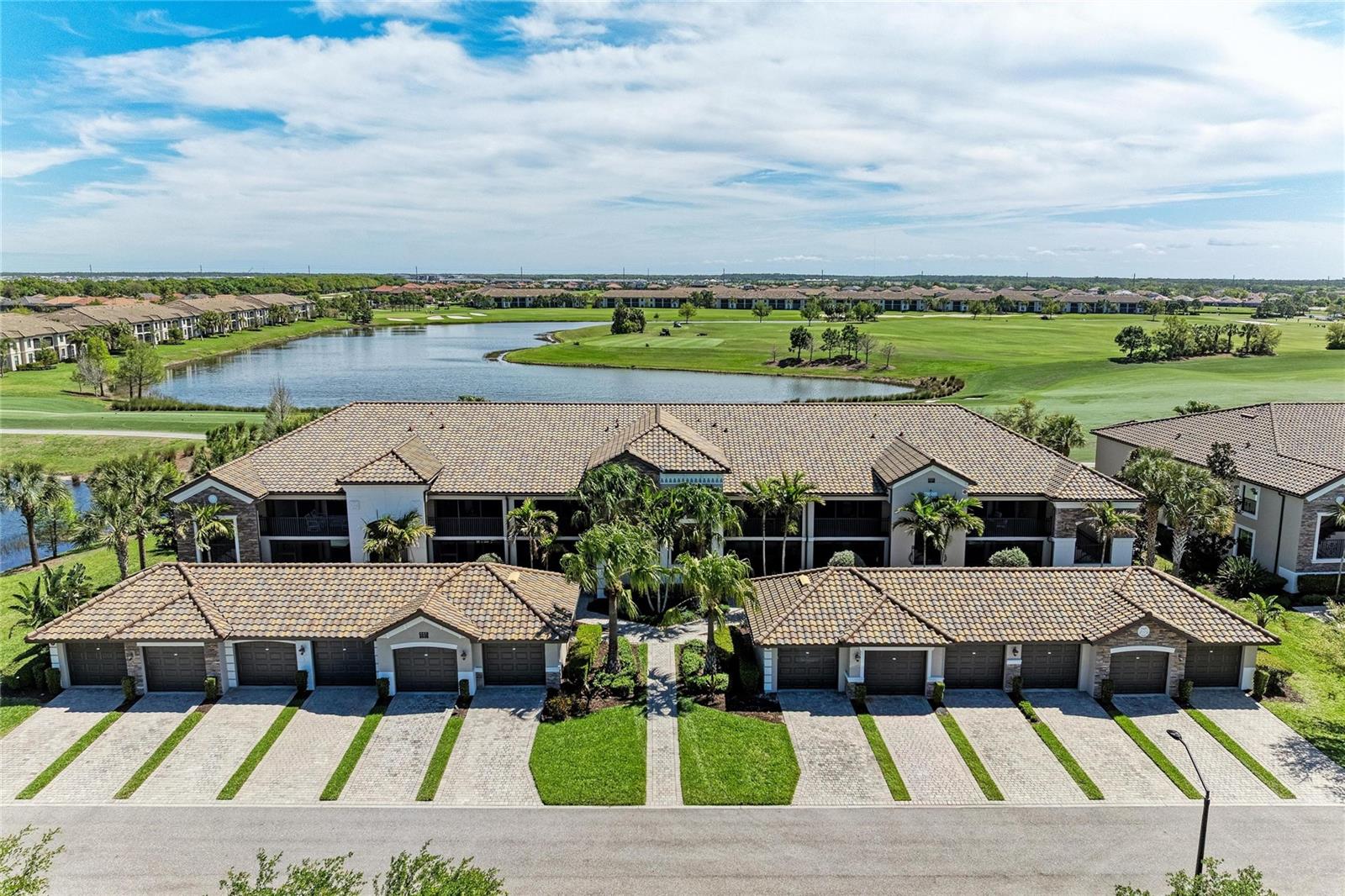 5558 PALMER CIR #205, LAKEWOOD RANCH, FL — photo 44