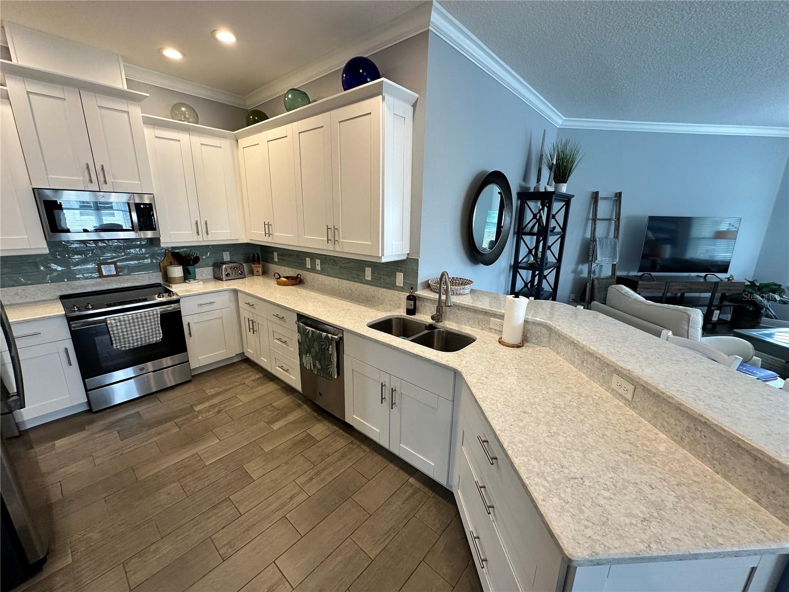 7730 34TH AVE W #303, BRADENTON, FL — photo 3