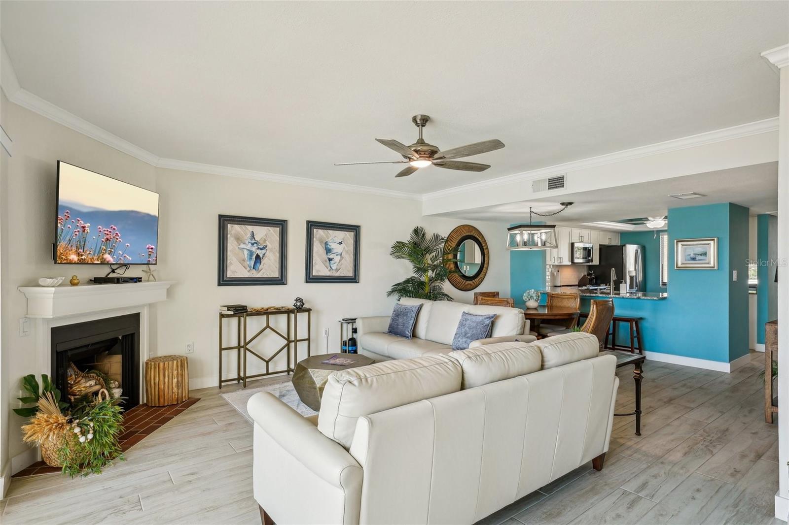7520 SUNSHINE SKYWAY LN S #T18, ST PETERSBURG, FL — photo 8
