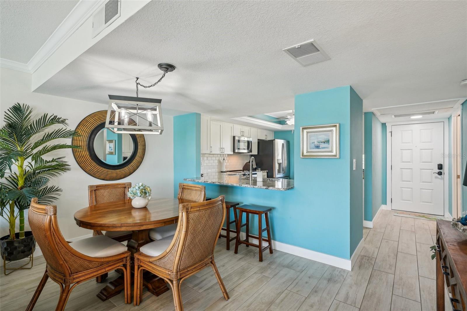 7520 SUNSHINE SKYWAY LN S #T18, ST PETERSBURG, FL — photo 19
