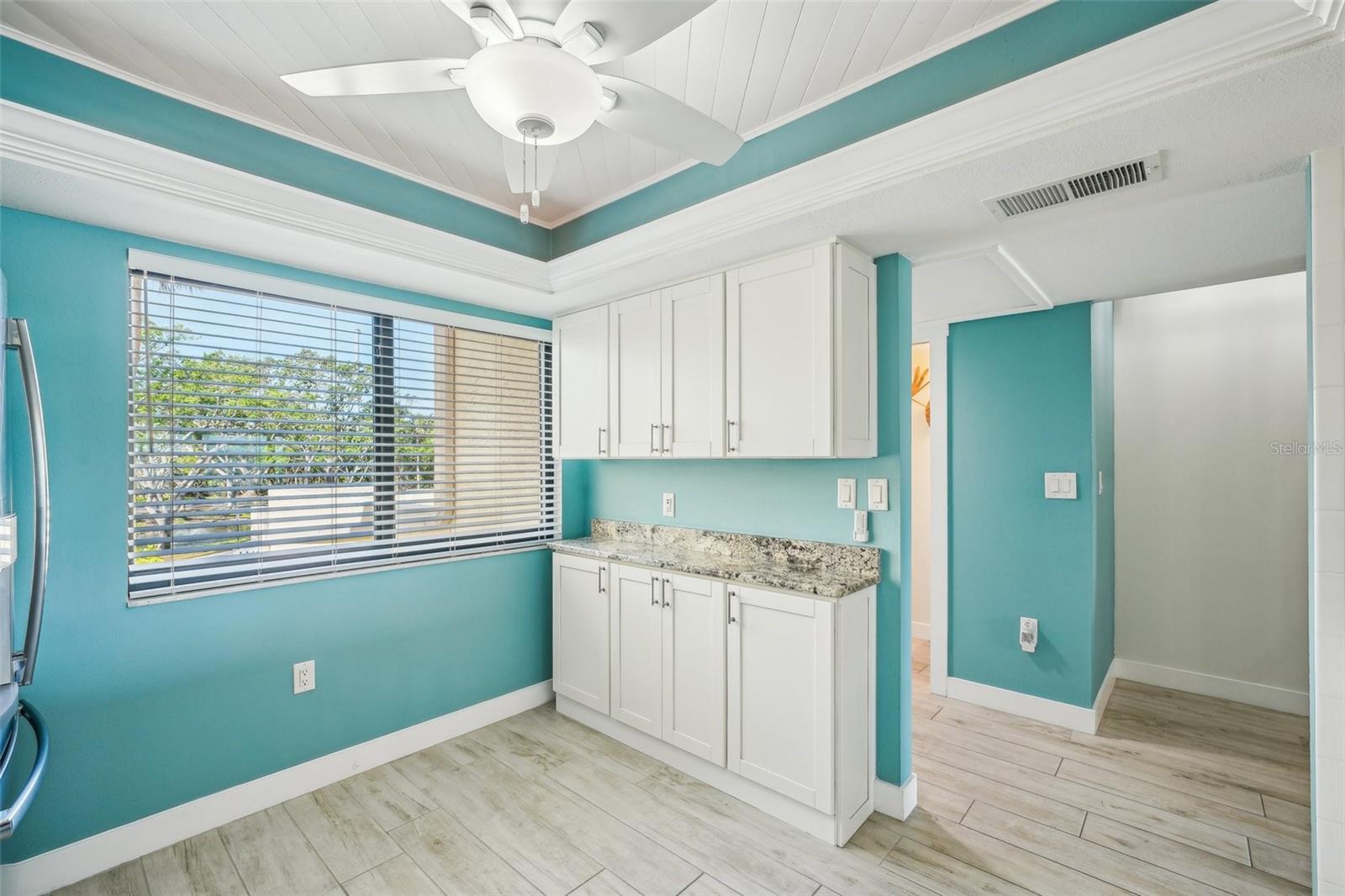 7520 SUNSHINE SKYWAY LN S #T18, ST PETERSBURG, FL — photo 30