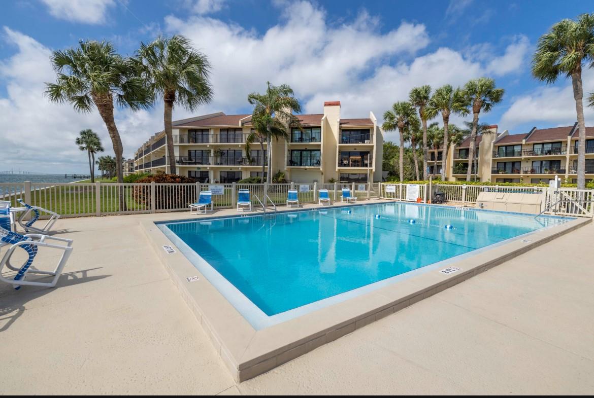 7520 SUNSHINE SKYWAY LN S #T18, ST PETERSBURG, FL — photo 46
