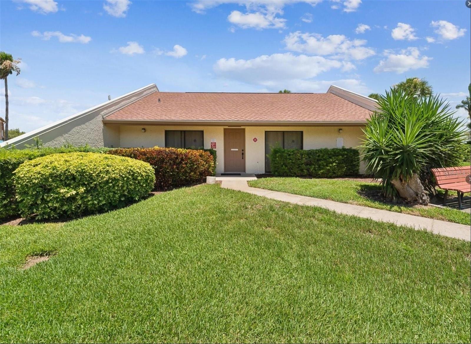 7520 SUNSHINE SKYWAY LN S #T18, ST PETERSBURG, FL — photo 47
