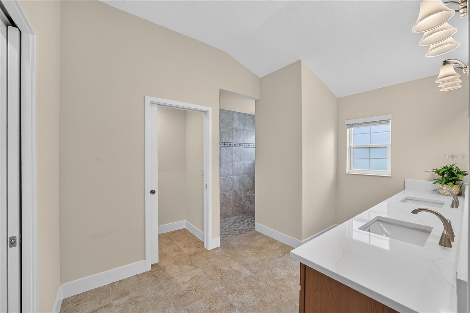 5791 HENRY LOOP, THE VILLAGES, FL — photo 23