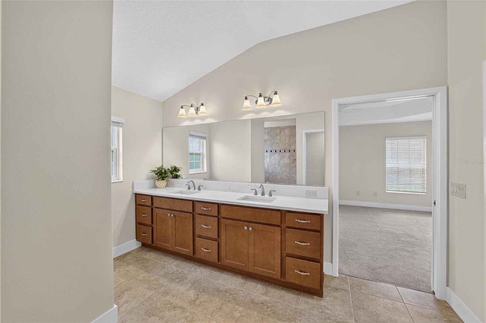 5791 HENRY LOOP, THE VILLAGES, FL — photo 24