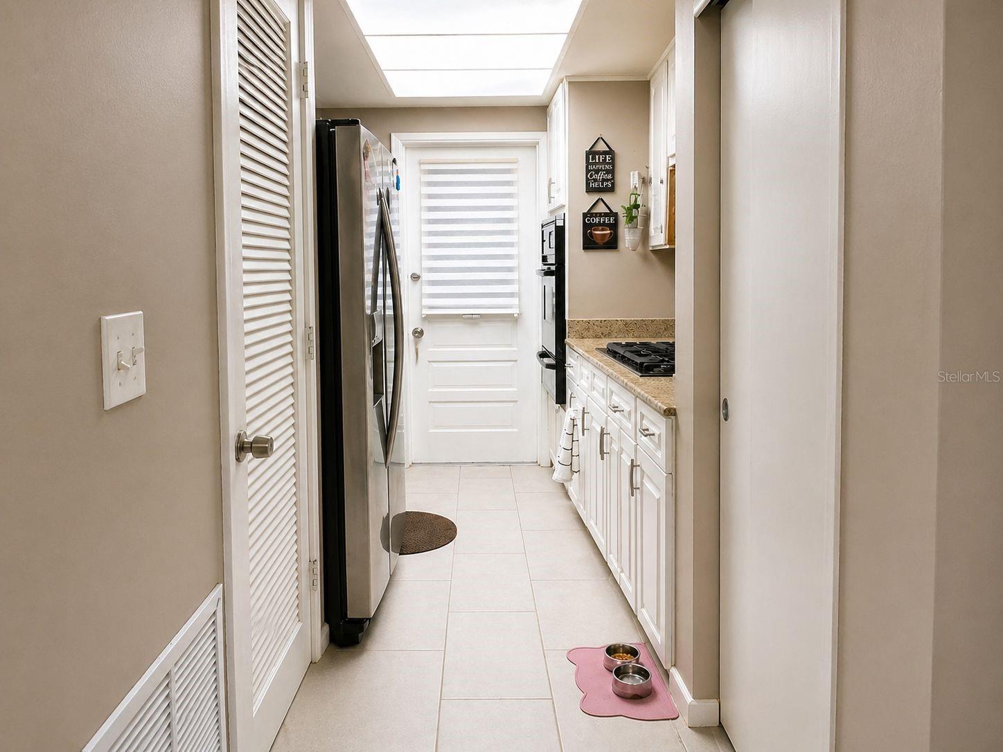 5810 21ST ST N #2, ST PETERSBURG, FL — photo 11