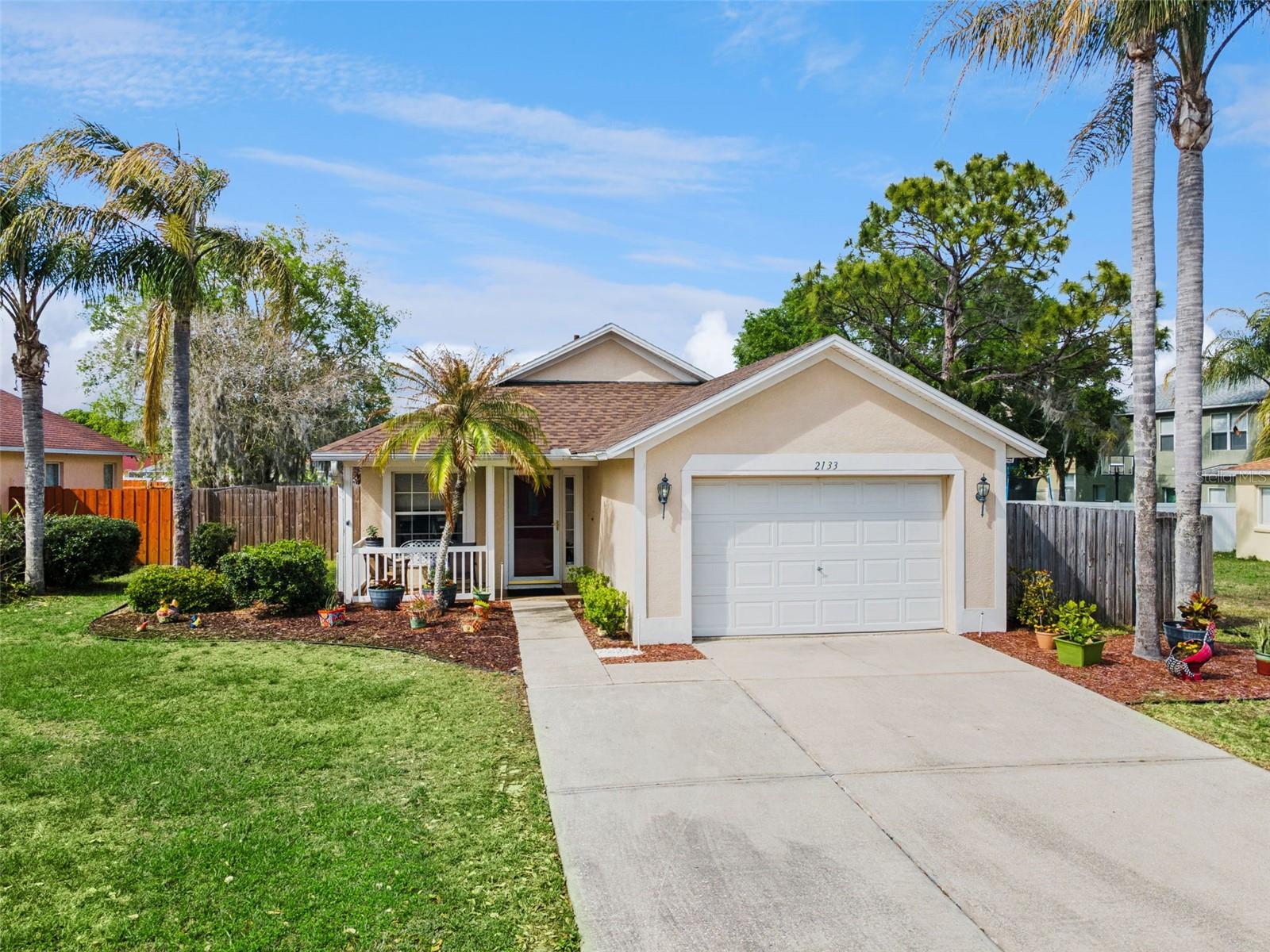 2133 HUNTERS GREENE DR, LAKELAND, FL