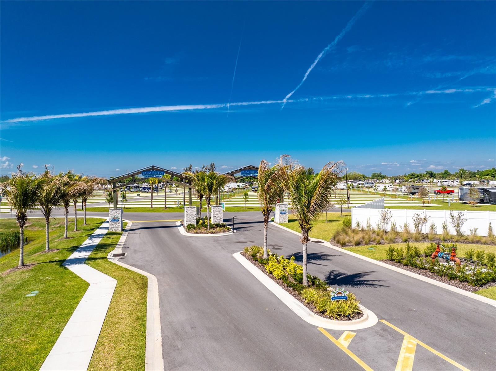 443 HORIZON RD, PUNTA GORDA, FL — photo 2