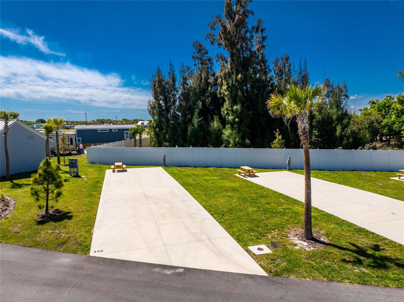 443 HORIZON RD, PUNTA GORDA, FL — photo 3