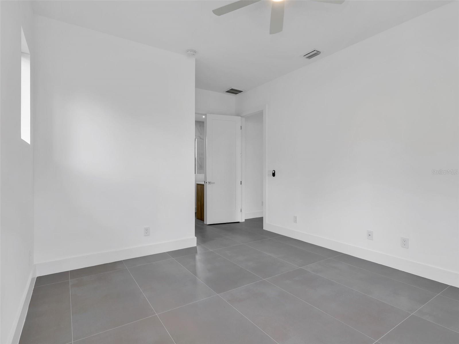 11153 CARNEGIE AVE, ENGLEWOOD, FL — photo 16