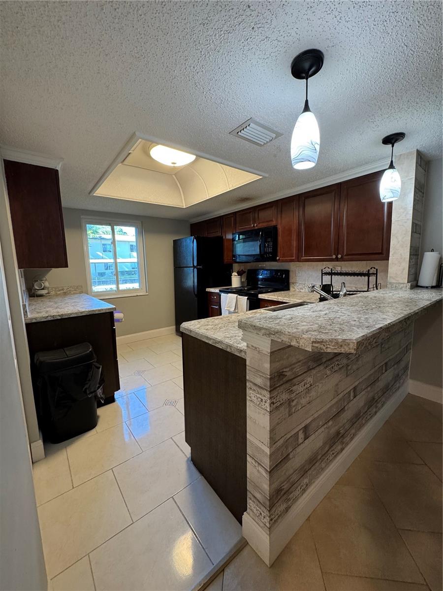 109 PINE CT, OLDSMAR, FL — photo 21