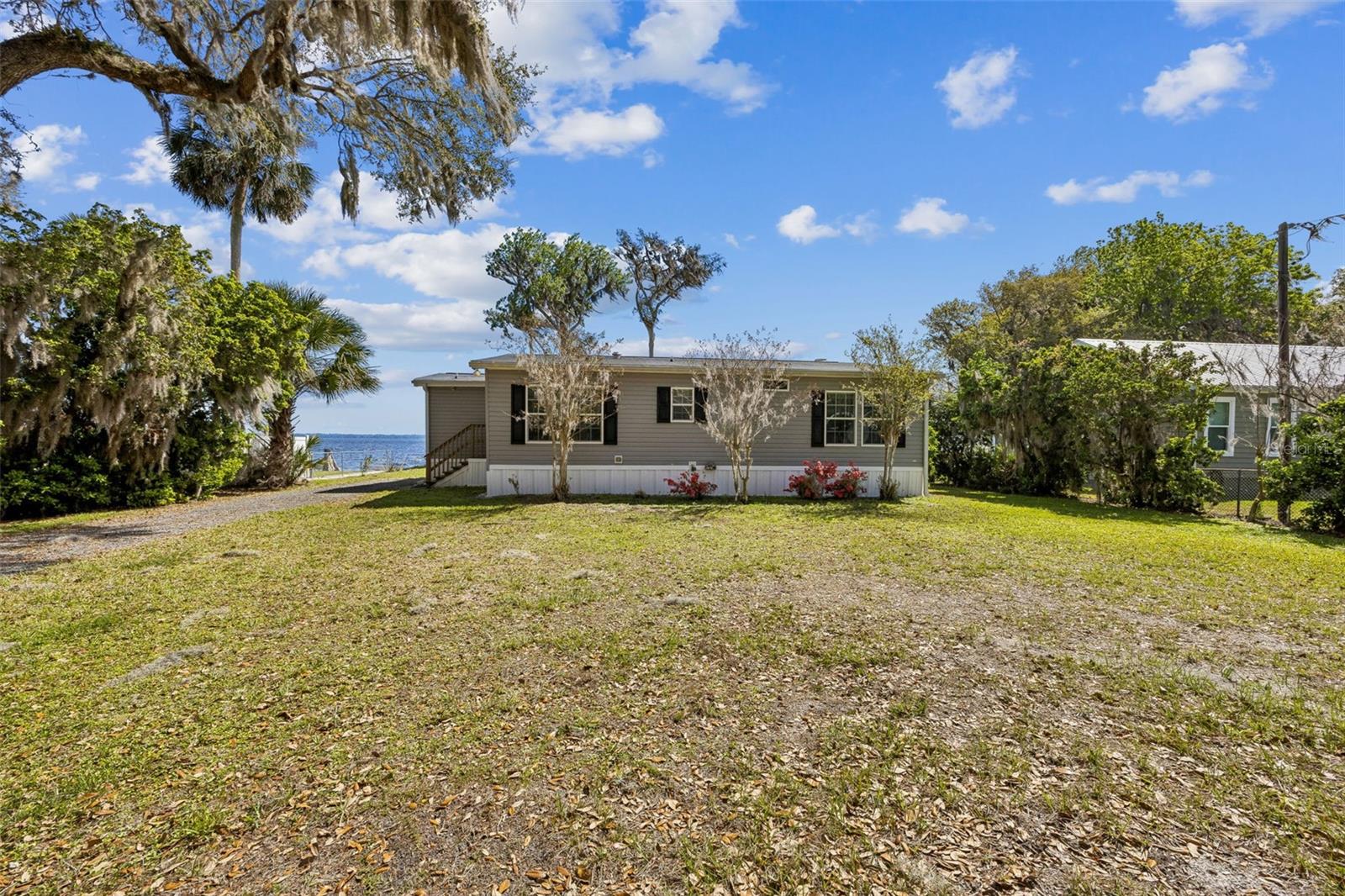 108 SANDRA LN, CRESCENT CITY, FL — photo 3
