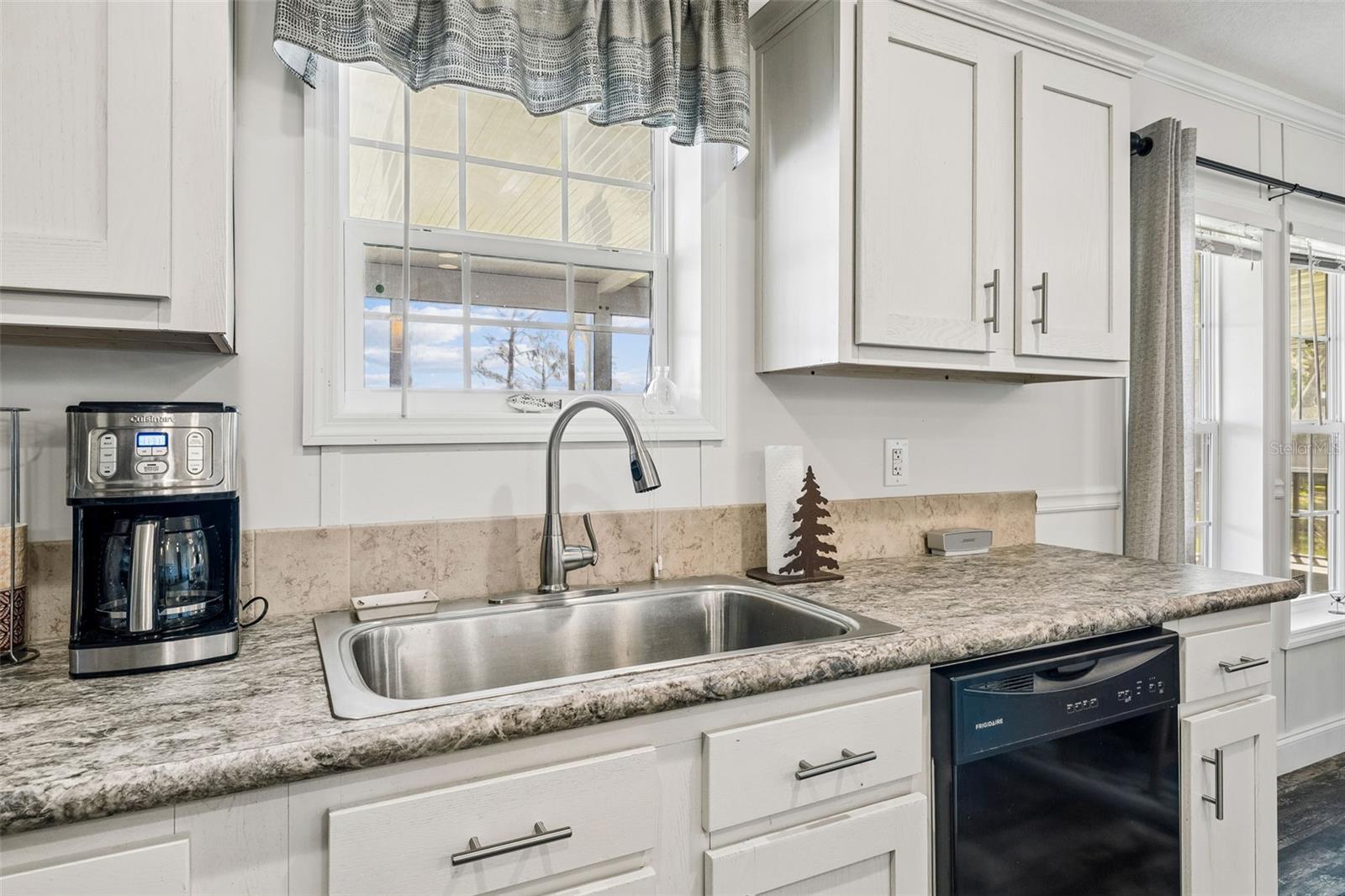 108 SANDRA LN, CRESCENT CITY, FL — photo 16