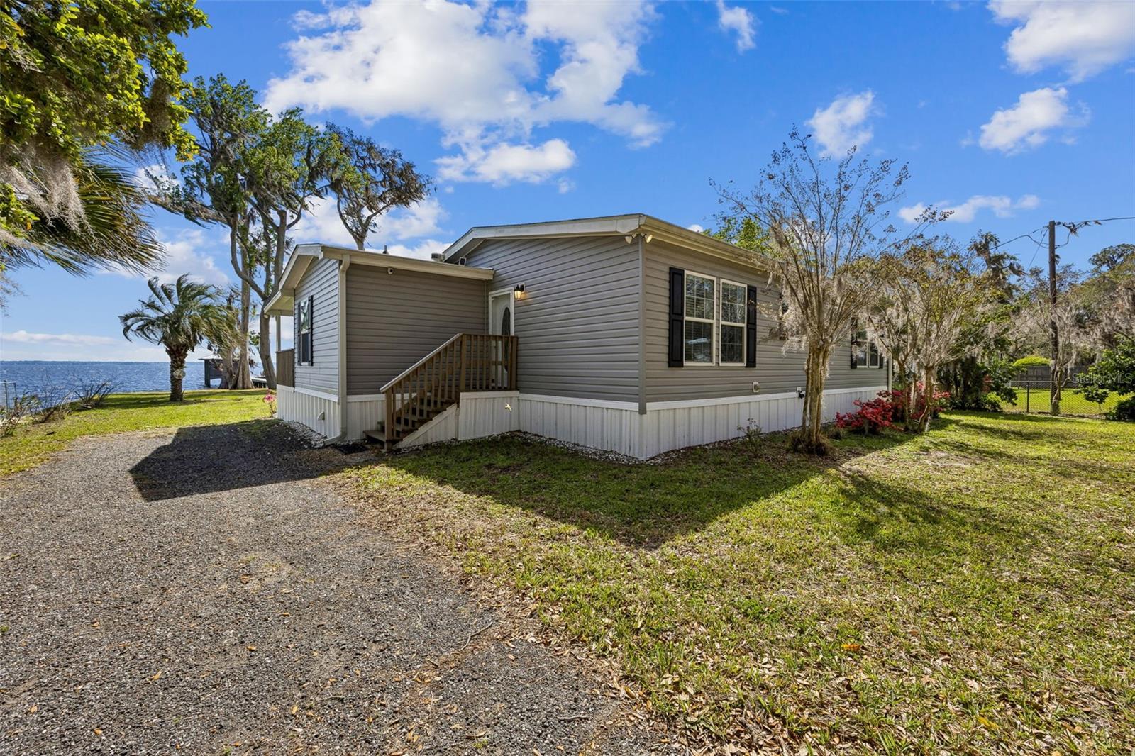 108 SANDRA LN, CRESCENT CITY, FL — photo 39