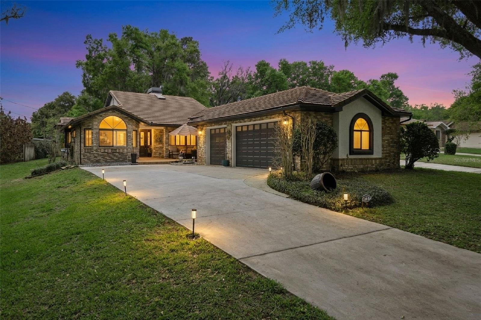 312 WATERWOOD DR, YALAHA, FL