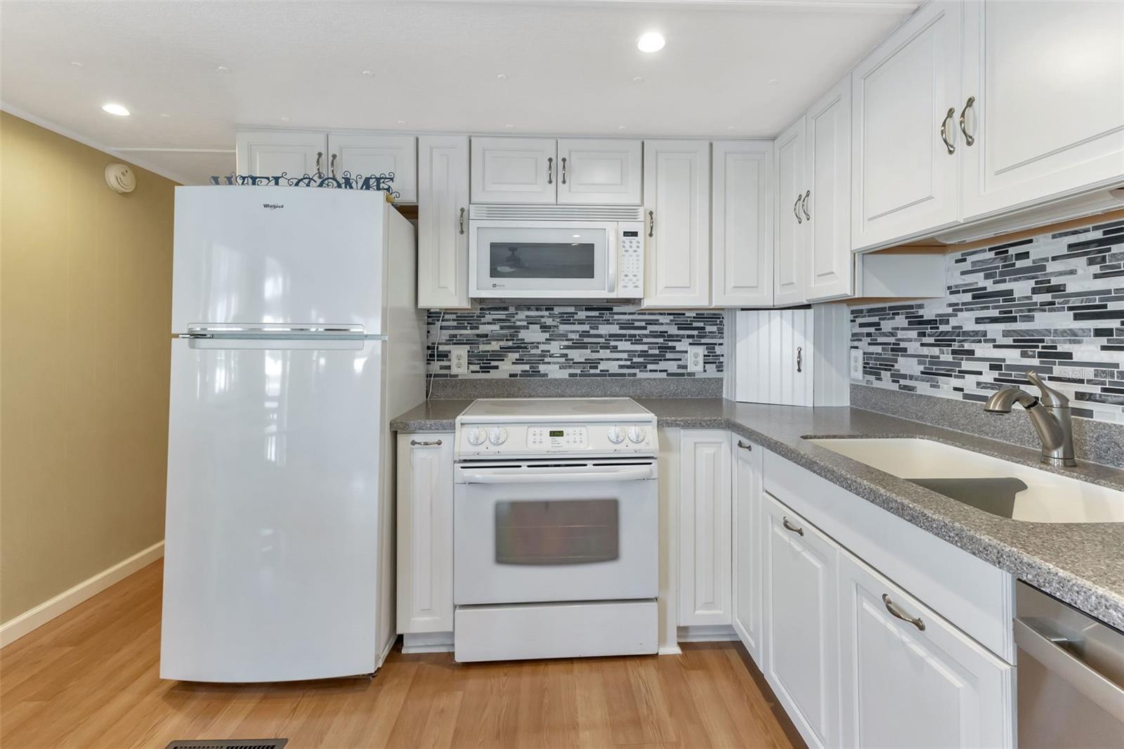 10100 BURNT STORE RD #118, PUNTA GORDA, FL — photo 16