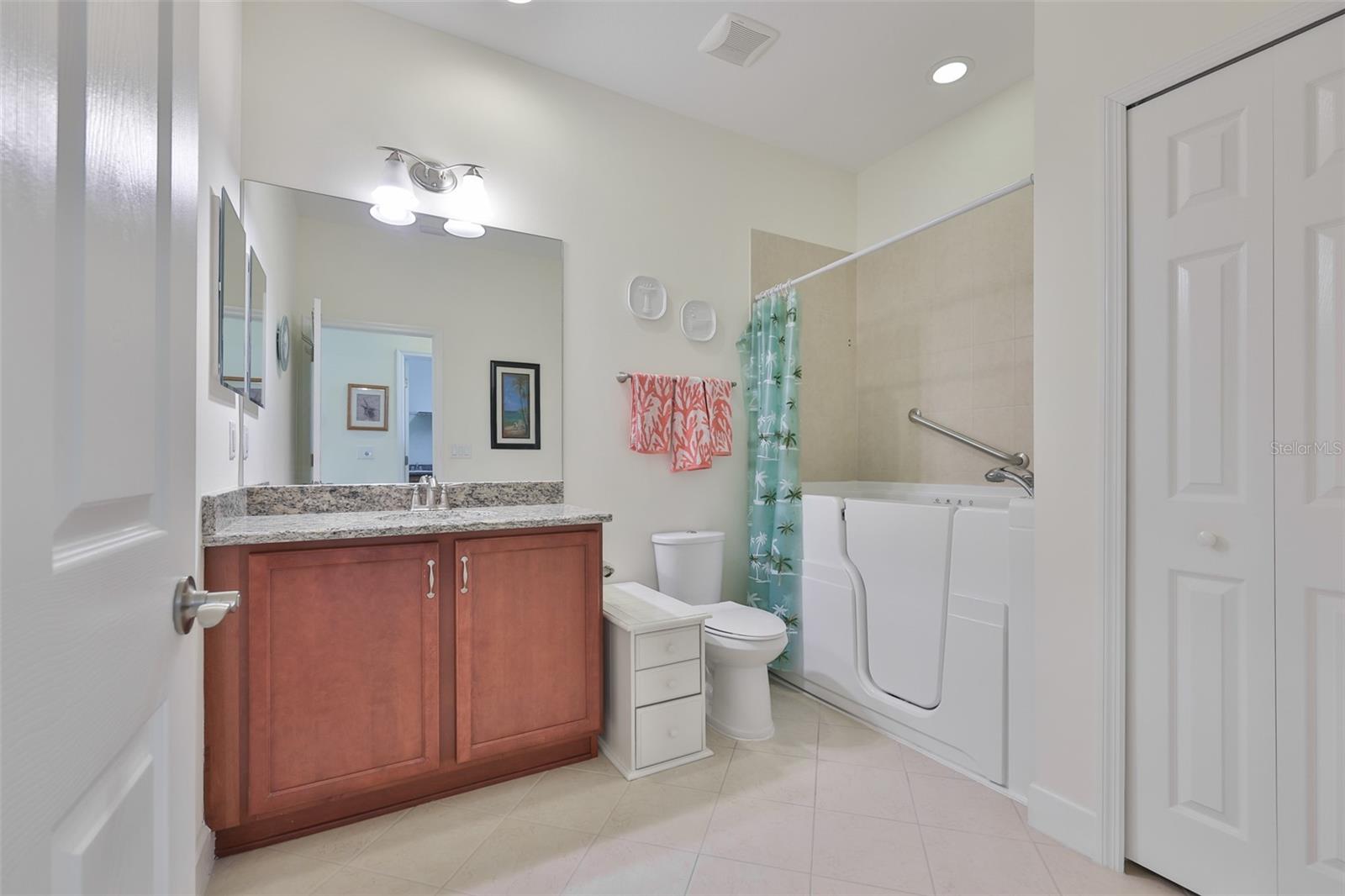 2423 RICHMOND GREENS CT, SUN CITY CENTER, FL — photo 37