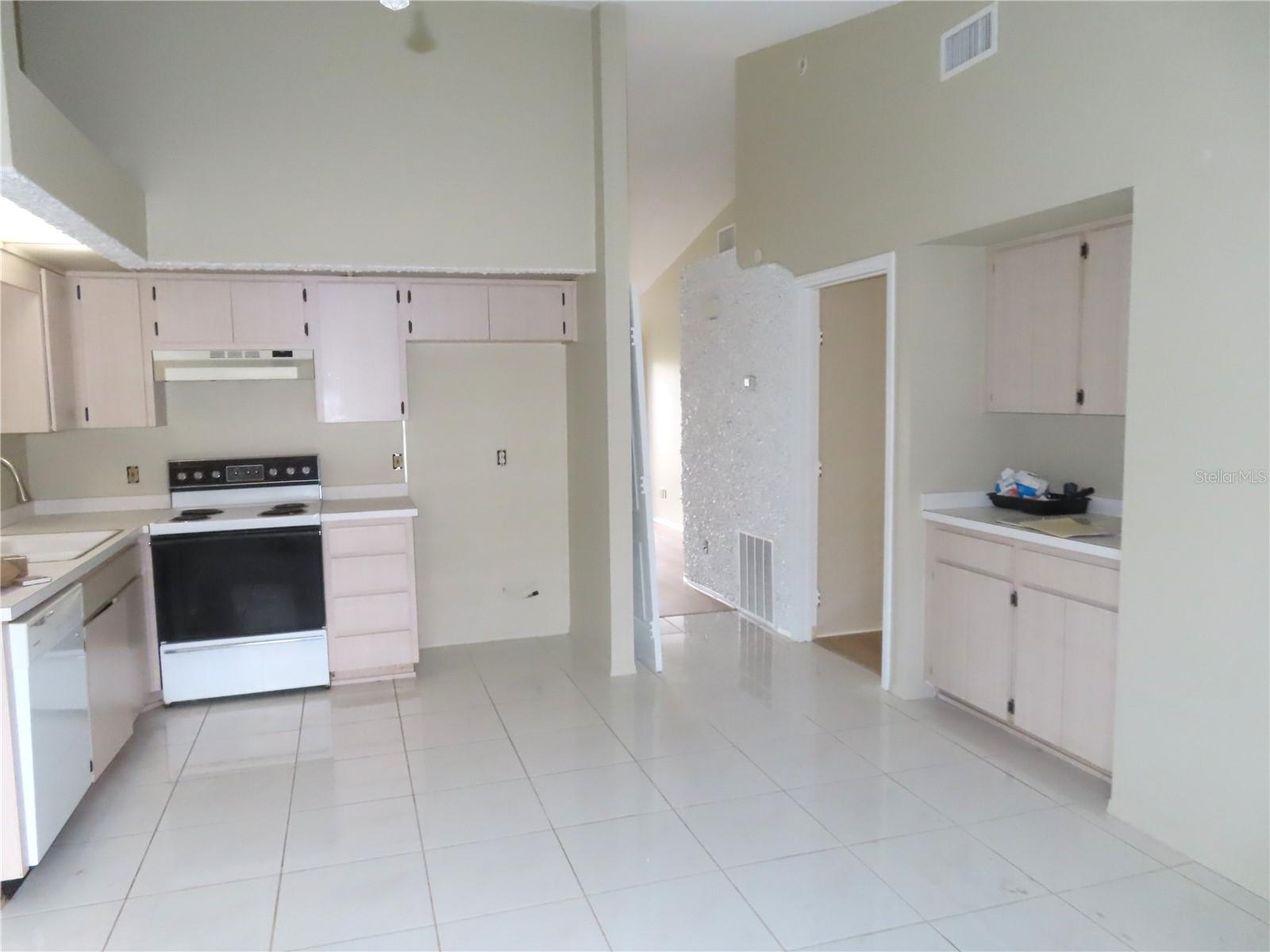 2291 AMERICUS BLVD W #37, CLEARWATER, FL — photo 11