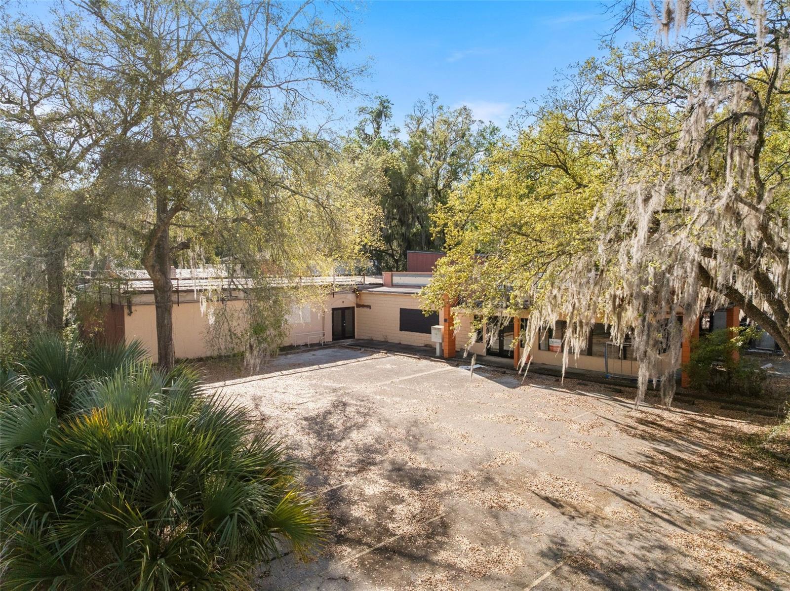 519 NW 10TH AVE, GAINESVILLE, FL — photo 2