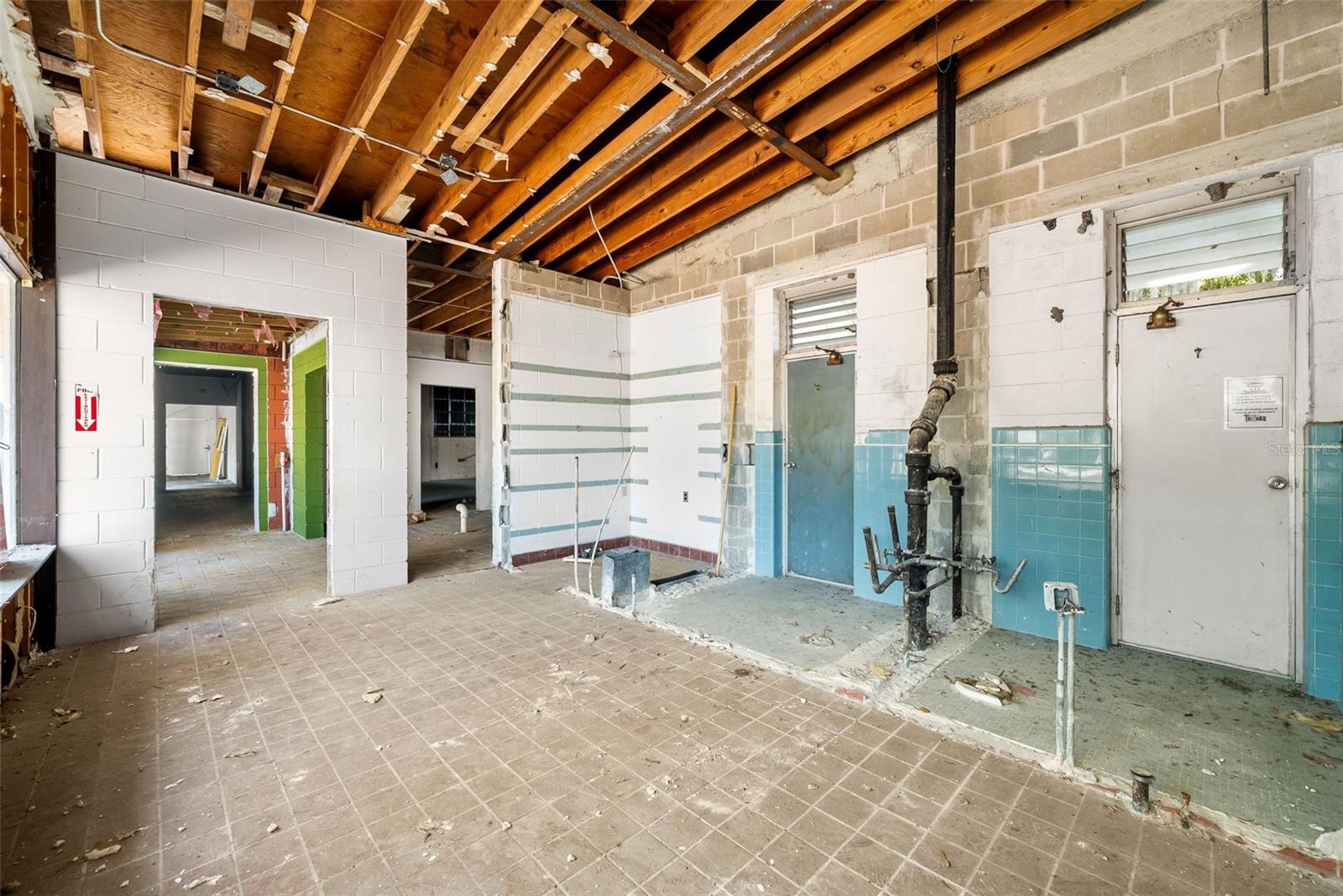 519 NW 10TH AVE, GAINESVILLE, FL — photo 14