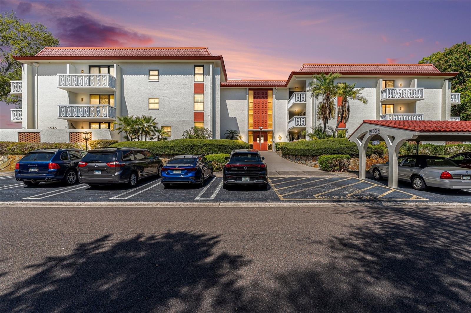 2612 PEARCE DR #301, CLEARWATER, FL