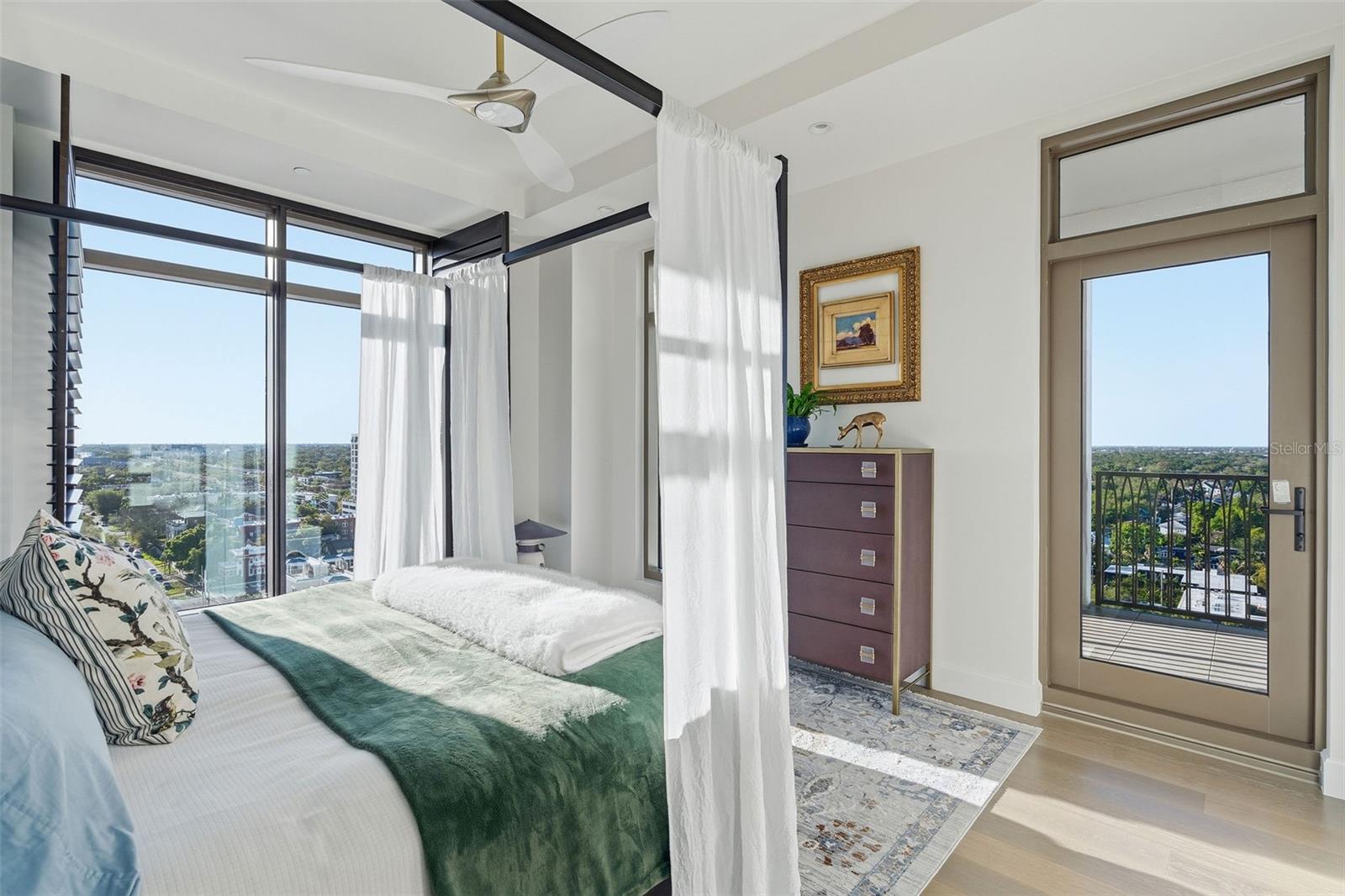 126 4TH AVE NE #1401, ST PETERSBURG, FL — photo 11