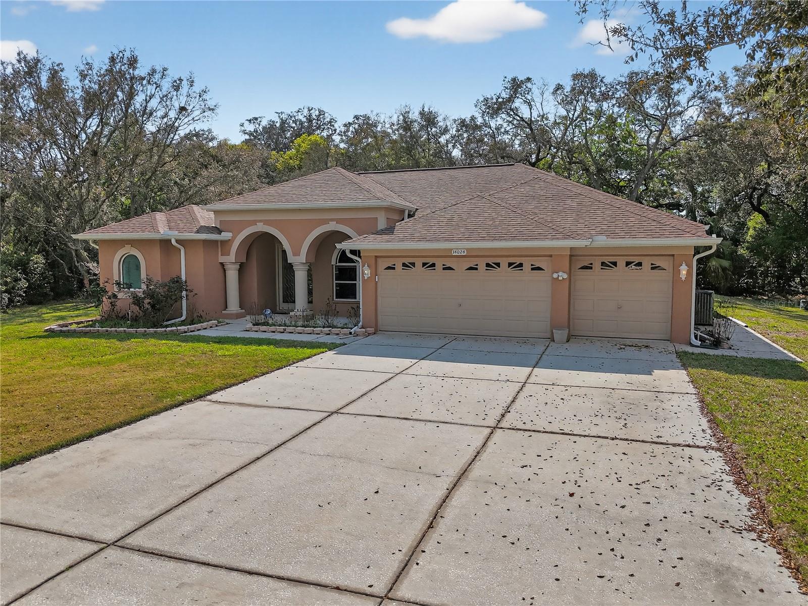 14024 WARM SPRINGS CT, HUDSON, FL — photo 5