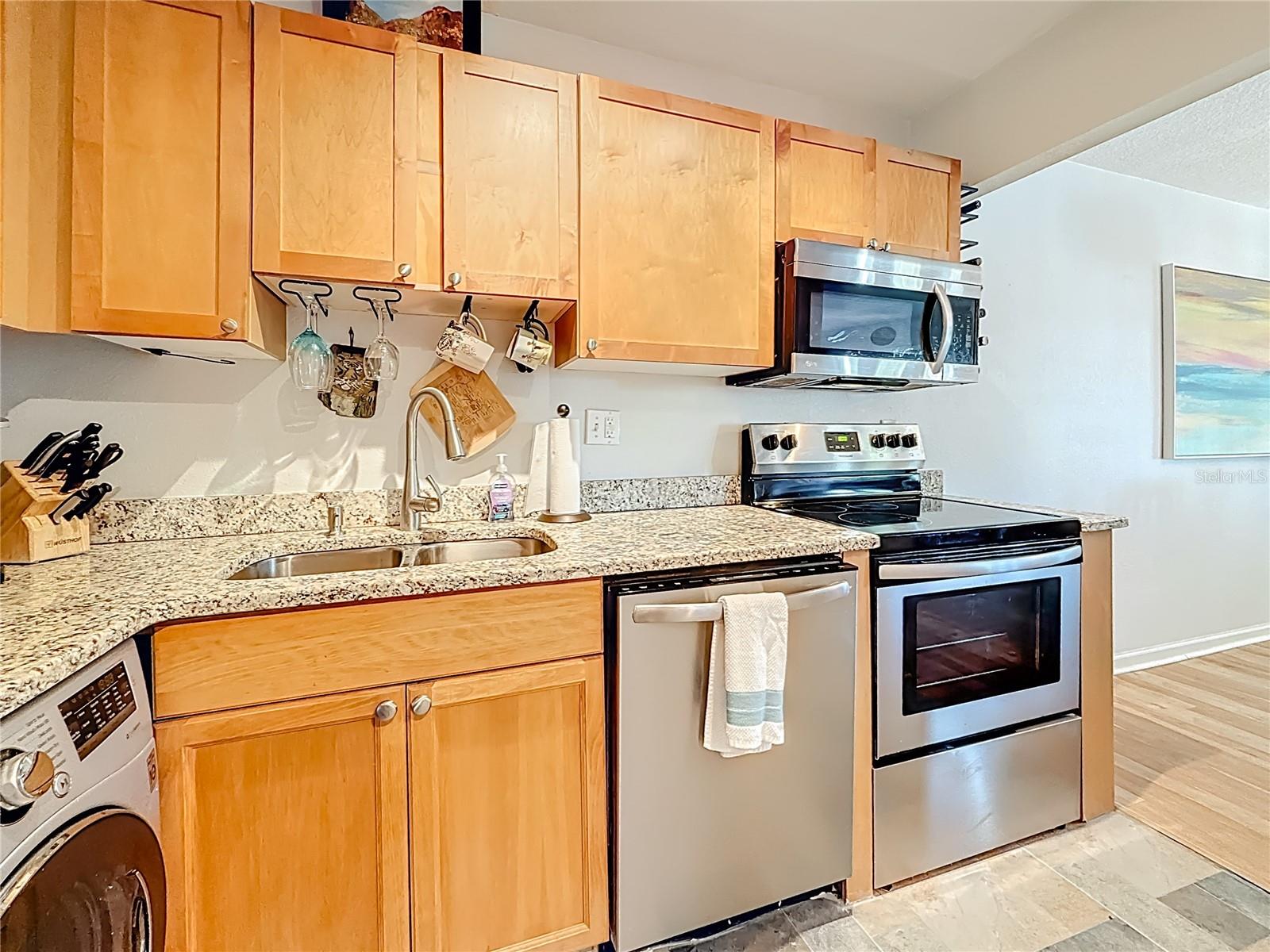 3893 POMPANO DR SE #C, ST PETERSBURG, FL — photo 5