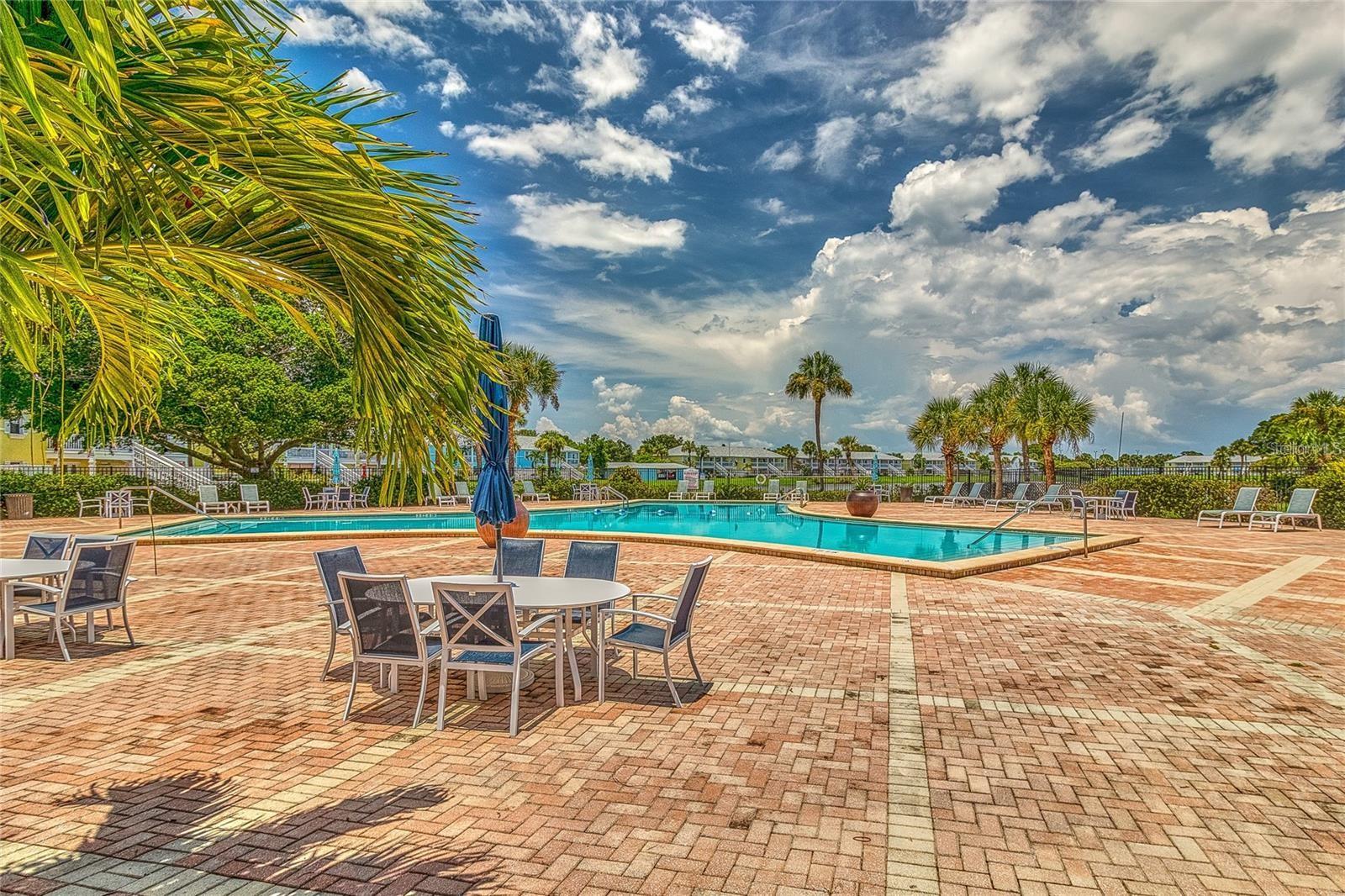 3893 POMPANO DR SE #C, ST PETERSBURG, FL — photo 13